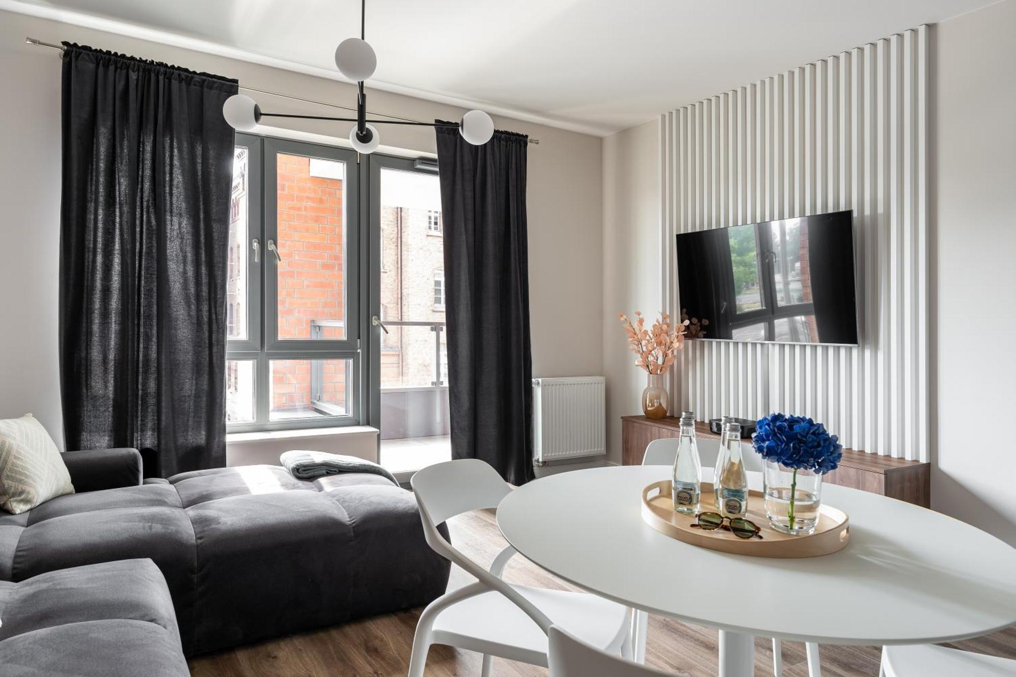 Scala 60C City Center Apartments With Parking By Lion Apartments Gdansk Ngoại thất bức ảnh