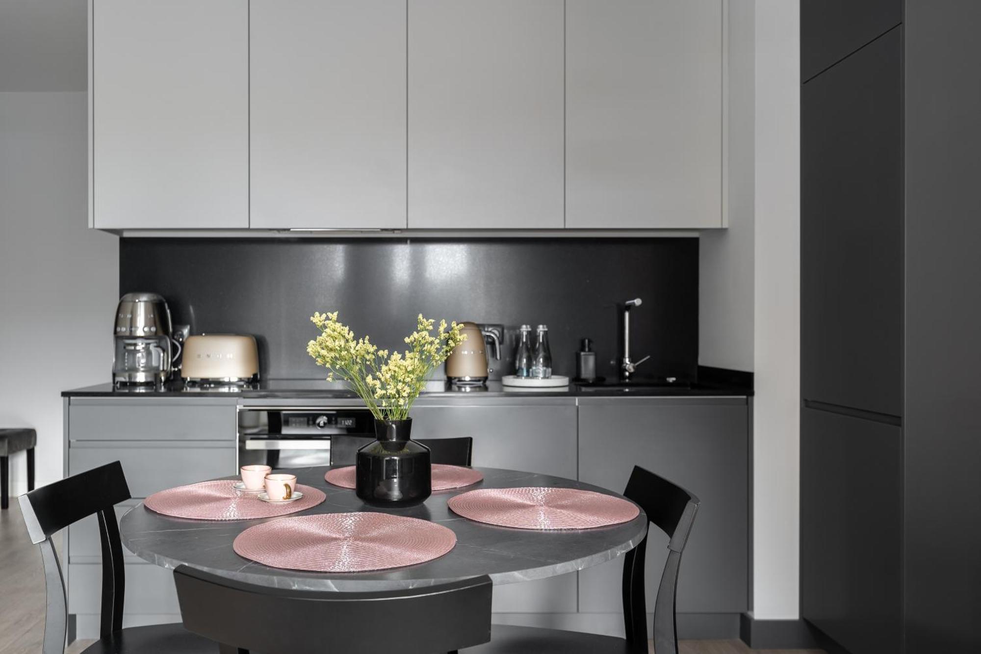 Scala 60C City Center Apartments With Parking By Lion Apartments Gdansk Ngoại thất bức ảnh